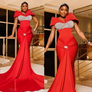 Red Prom Dresses 2026 Luxury Black Girls Beaded Diamond Head Covering African Evening Gowns Birthday Dress For Special Occasions
